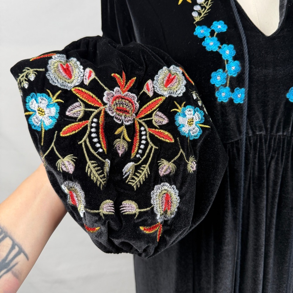Black Velvet Embroidered Dress Fairy Grunge Whimsigoth Boho Balloon Sleeve XL - Picture 4 of 9
